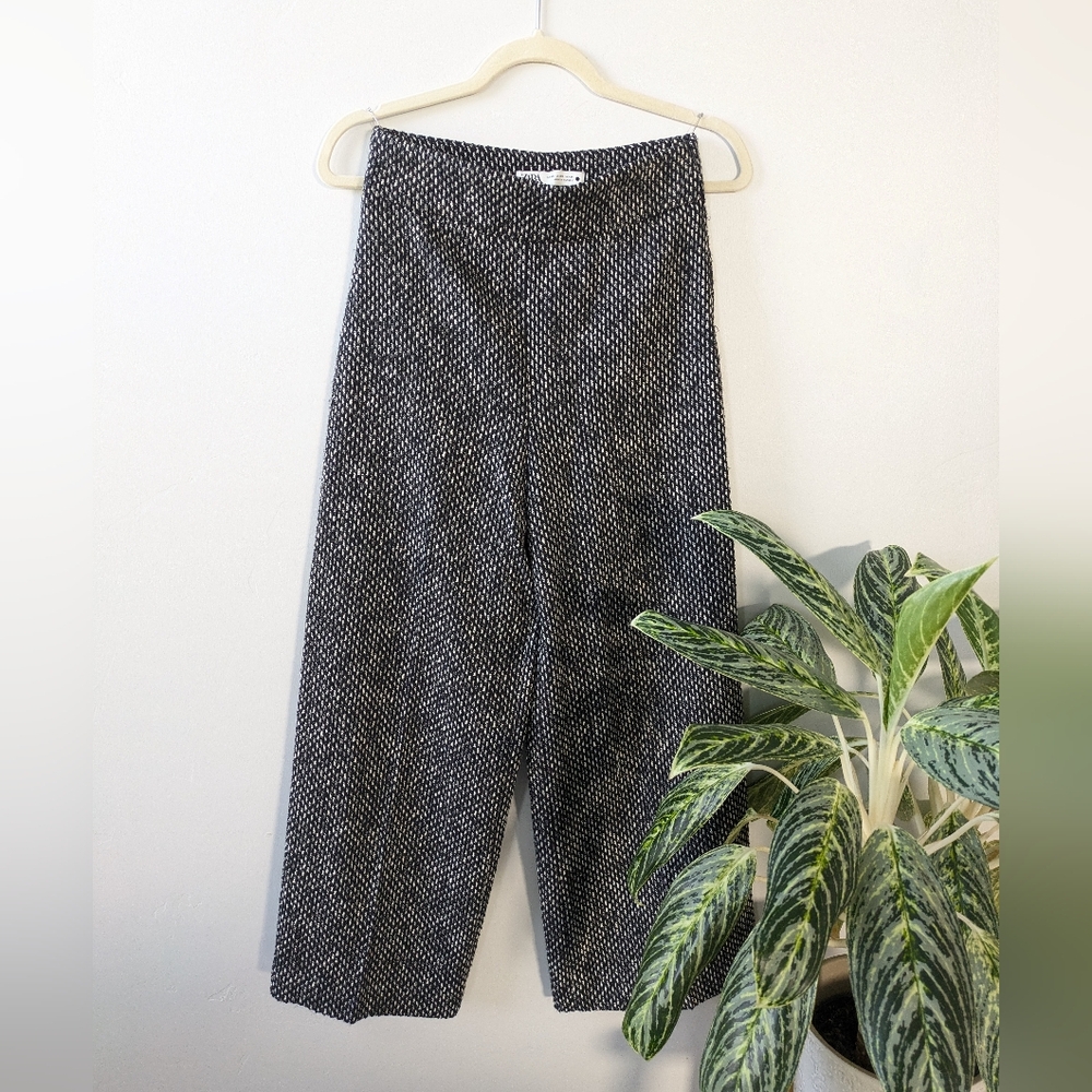 Zara Black and White Patterned Culottes